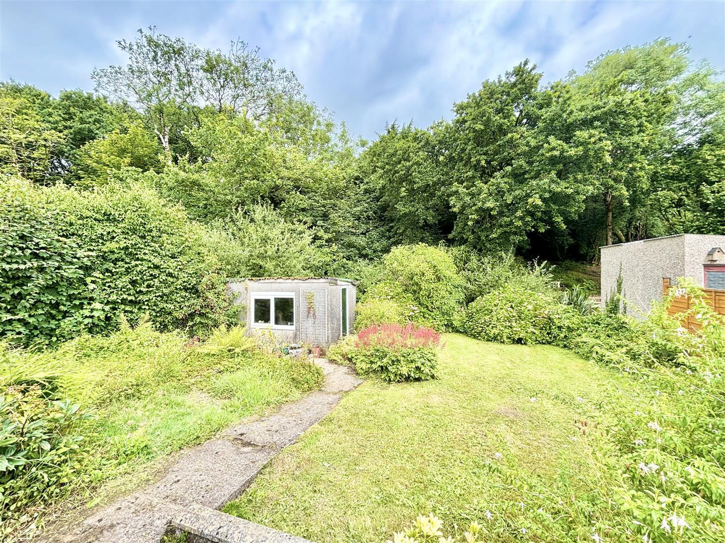 Hen Parc Avenue, Upper Killay, Swansea, SA2 7HA